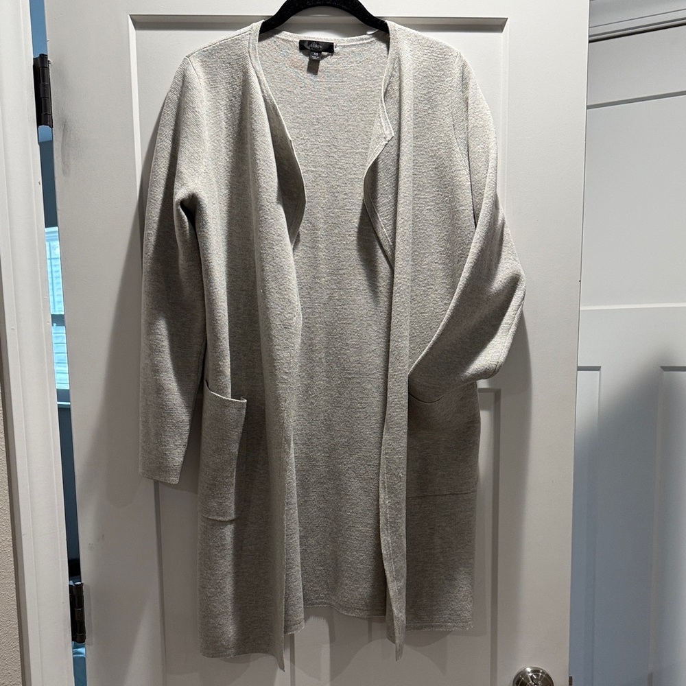 Light Gray Open-Front Long Cardigan with Pockets